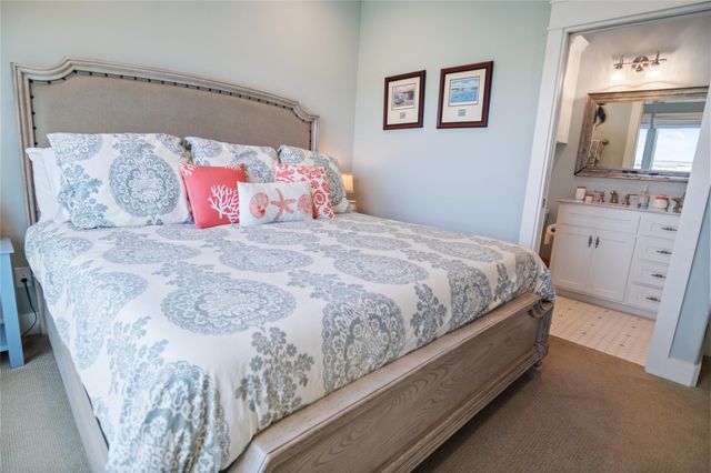 973 Sea Breeze, Crystal Beach, TX 77650