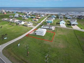 973 Sea Breeze, Crystal Beach, TX 77650