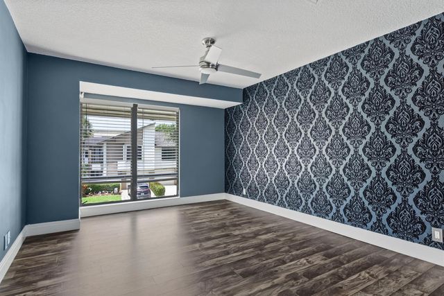 22904 Ironwedge Drive, Boca Raton, FL 33433