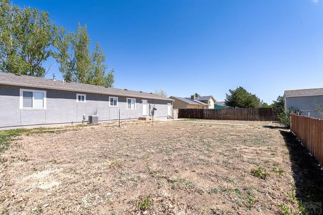 160 E Eads Dr, Pueblo West, CO 81007