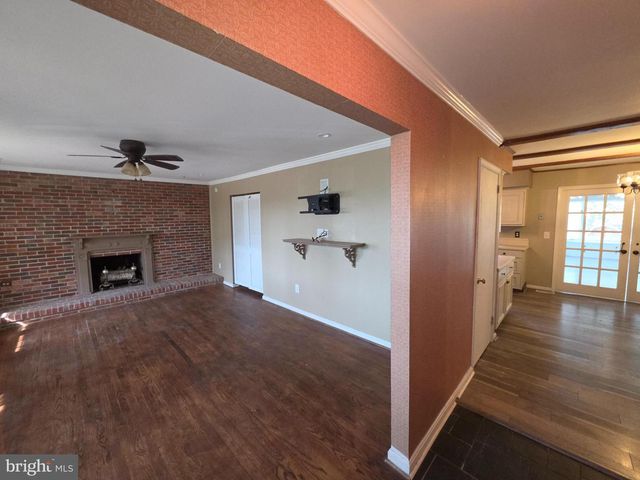 11223 COUNTRY RD, Dunkirk, MD 20754