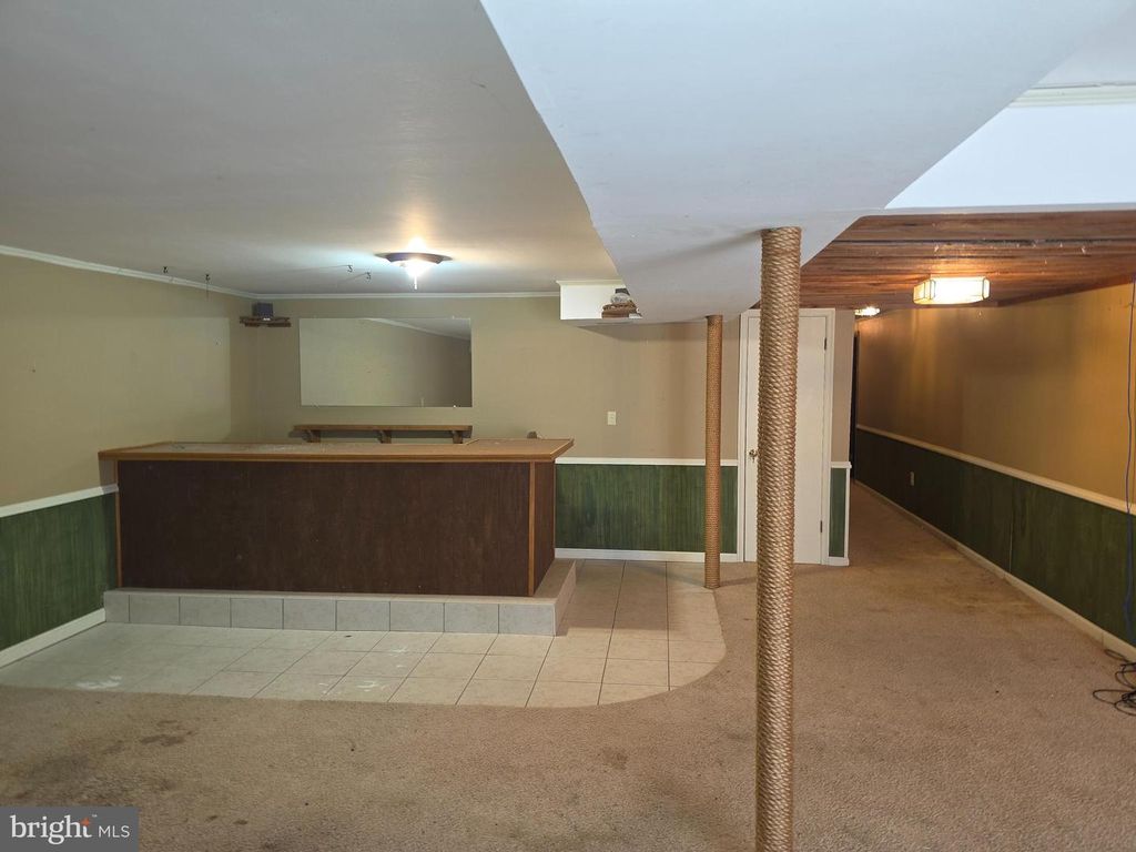 Image 17 of property listing at 11223 COUNTRY RD, Dunkirk, MD 20754