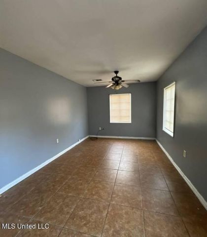 230 Hillside Drive, Vicksburg, MS 39180