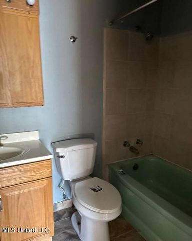 230 Hillside Drive, Vicksburg, MS 39180