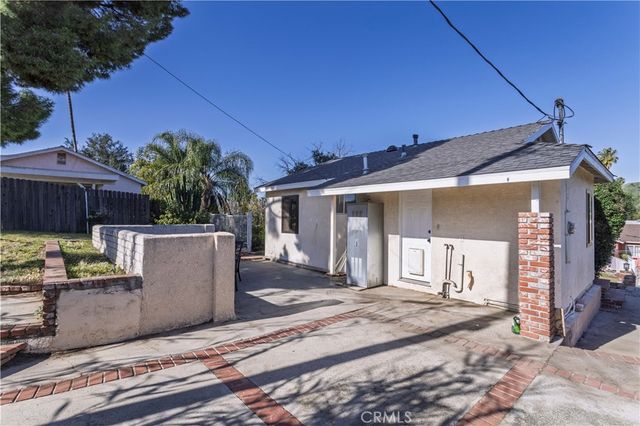 11478 Kamloops Street, Sylmar, CA 91342