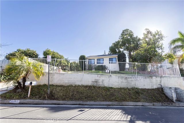 11478 Kamloops Street, Sylmar, CA 91342