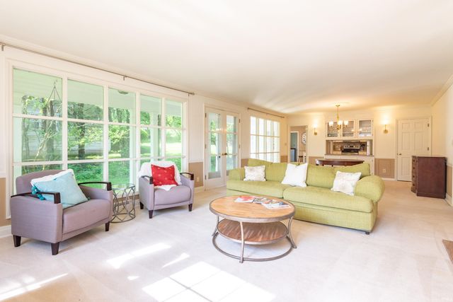 1216 E 2nd Street, Bloomington, IN 47401