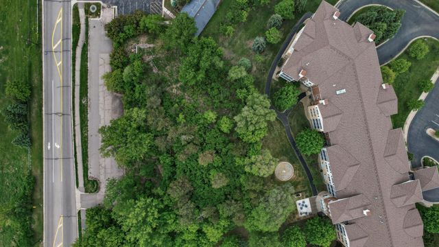 15080 Buck Hill Road, Burnsville, MN 55306