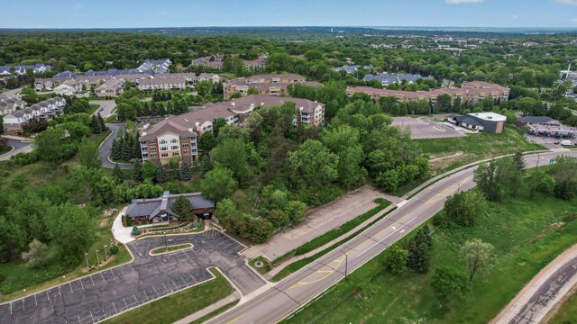 15080 Buck Hill Road, Burnsville, MN 55306