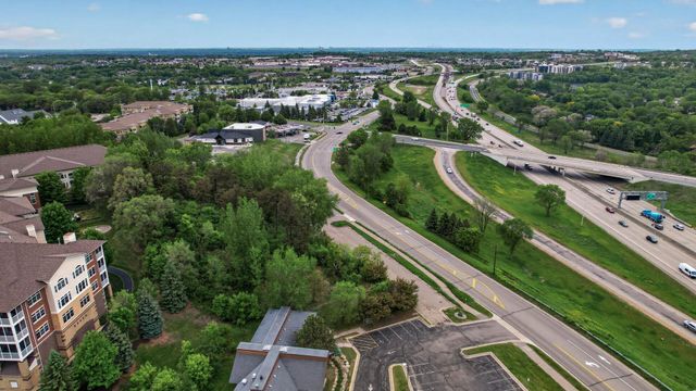 15080 Buck Hill Road, Burnsville, MN 55306