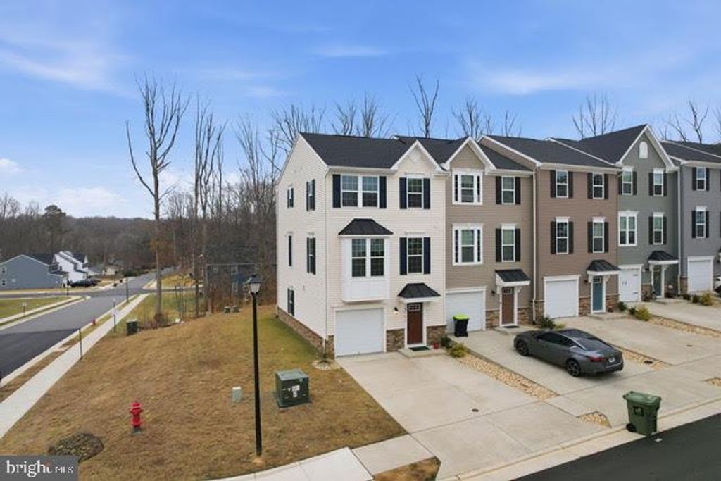 8719 STEVENSON LN, Spotsylvania, VA 22553