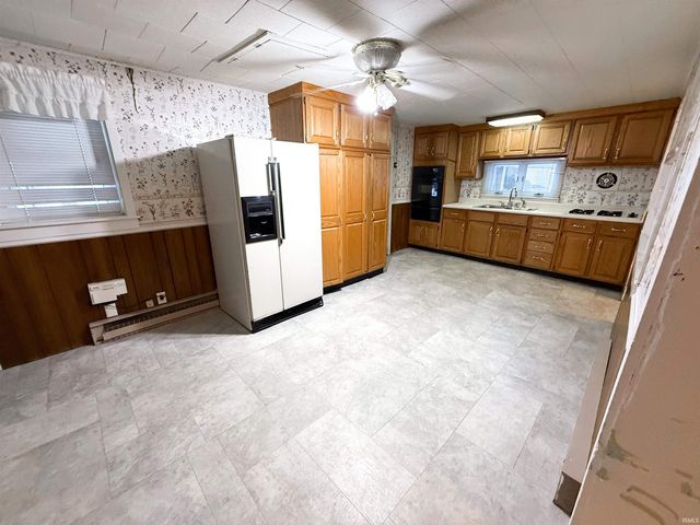 129 Clayton Street, Rochester, IN 46975