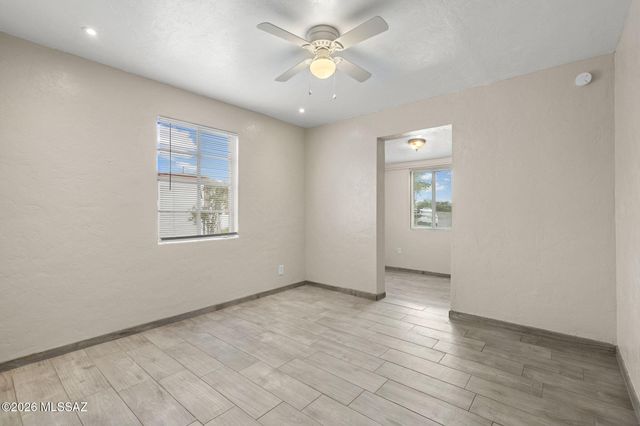1043 E Simmons Street, Tucson, AZ 85719