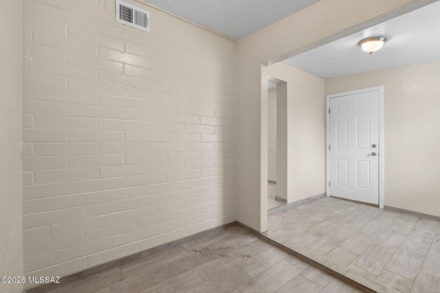 1043 E Simmons Street, Tucson, AZ 85719