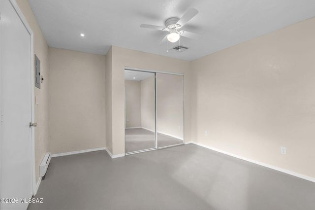 1043 E Simmons Street, Tucson, AZ 85719