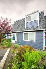 1421 W Casino Road #A4, Everett, WA 98204