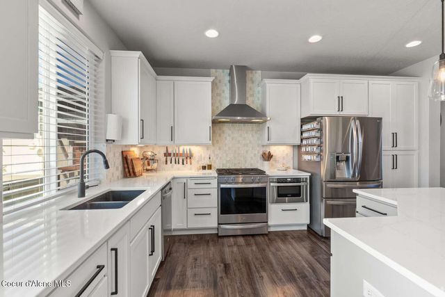 1033 E Percival LN, Post Falls, ID 83854