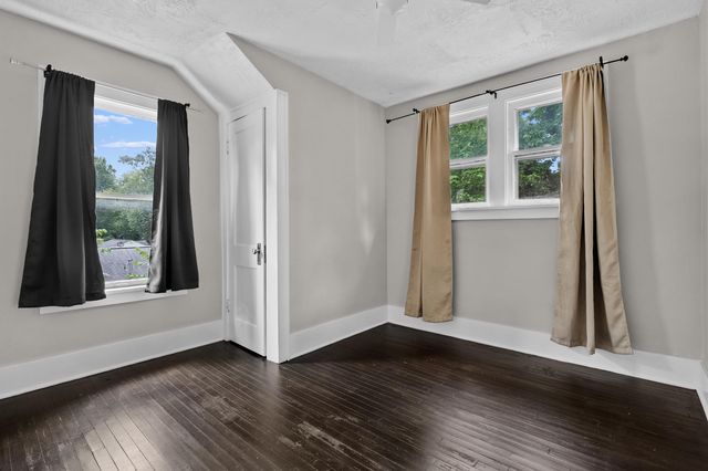 801 Wallace Avenue, Kalamazoo City, MI 49048