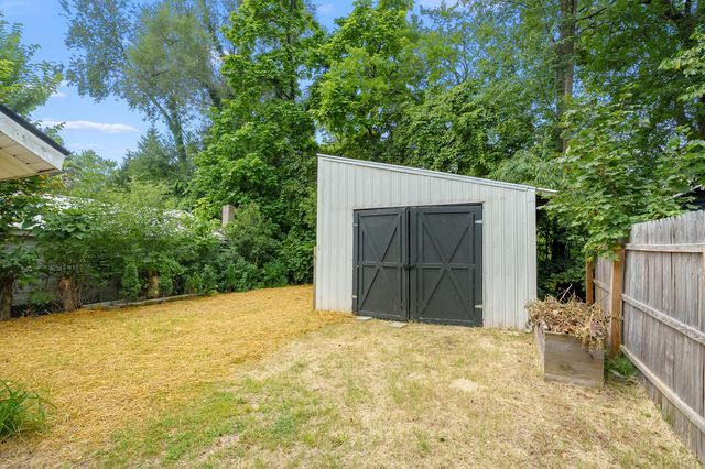 801 Wallace Avenue, Kalamazoo City, MI 49048