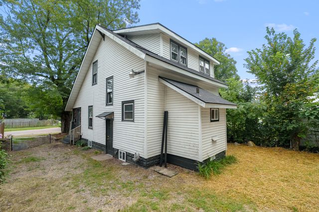 801 Wallace Avenue, Kalamazoo City, MI 49048