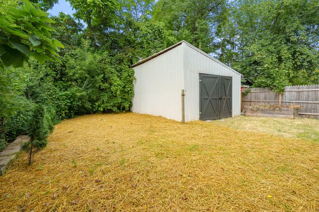 801 Wallace Avenue, Kalamazoo City, MI 49048
