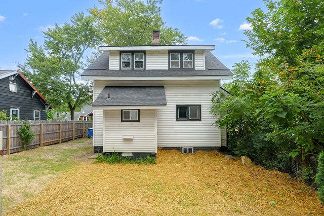 801 Wallace Avenue, Kalamazoo City, MI 49048