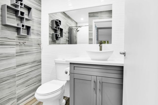 277 Brittany F, Delray Beach, FL 33446