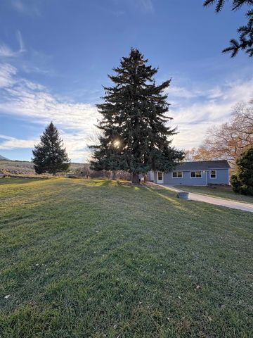 245 County Road 338, Parachute, CO 81635