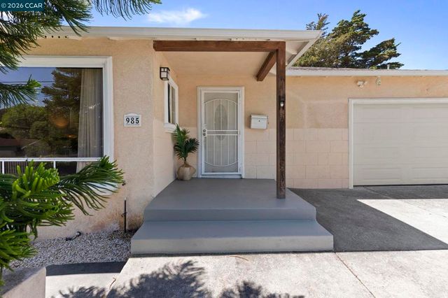 985 Mitchell Way, El Sobrante, CA 94803