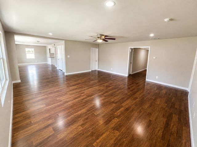 409 Jefferson Avenue, Princeton, TX 75407