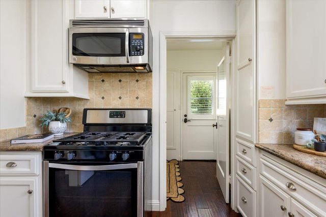 934 Florence Lane, Menlo Park, CA 94025