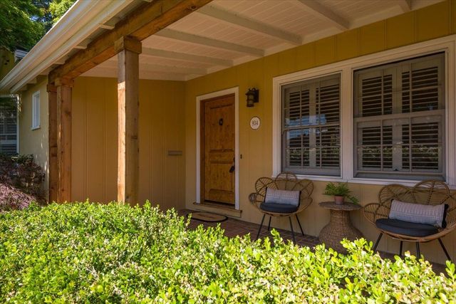 934 Florence Lane, Menlo Park, CA 94025