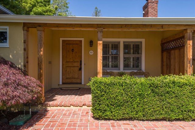 934 Florence Lane, Menlo Park, CA 94025