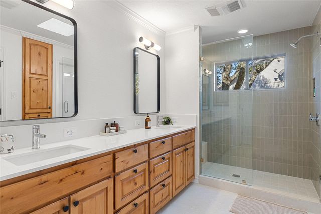 10810 Wintergreen HL, Austin, TX 78750