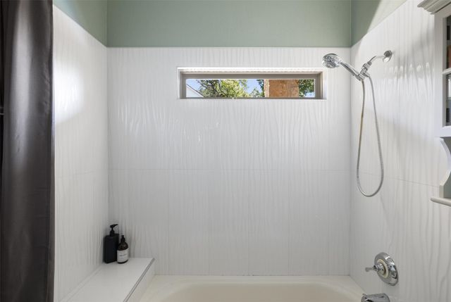 10810 Wintergreen HL, Austin, TX 78750