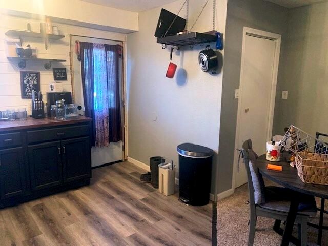 726 N Glenn Avenue, Springfield, MO 65803