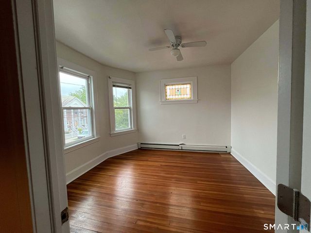 417 Willow Street, Bridgeport, CT 06610