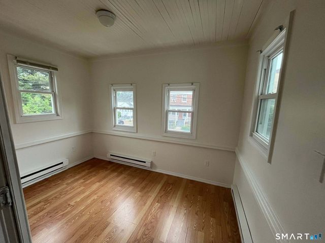 417 Willow Street, Bridgeport, CT 06610