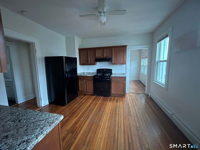 417 Willow Street, Bridgeport, CT 06610