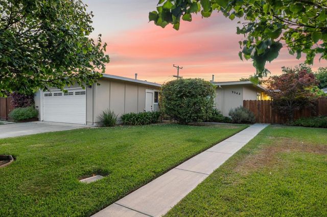 3342-3344 Los Prados Street, San Mateo, CA 94403