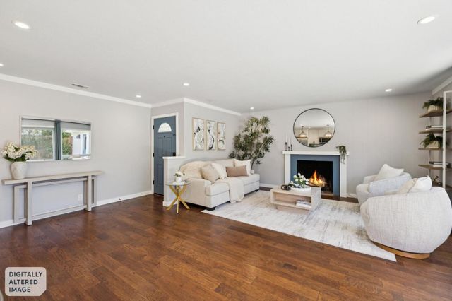 3342-3344 Los Prados Street, San Mateo, CA 94403