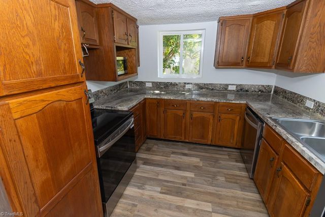 426 Hasty School Road, Thomasville, NC 27360