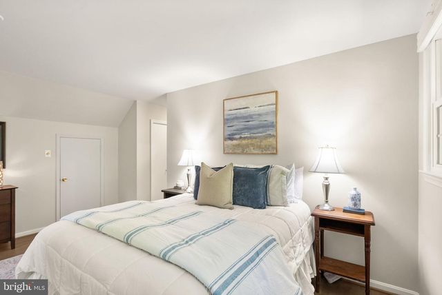 8514 STABLE DR, Alexandria, VA 22308