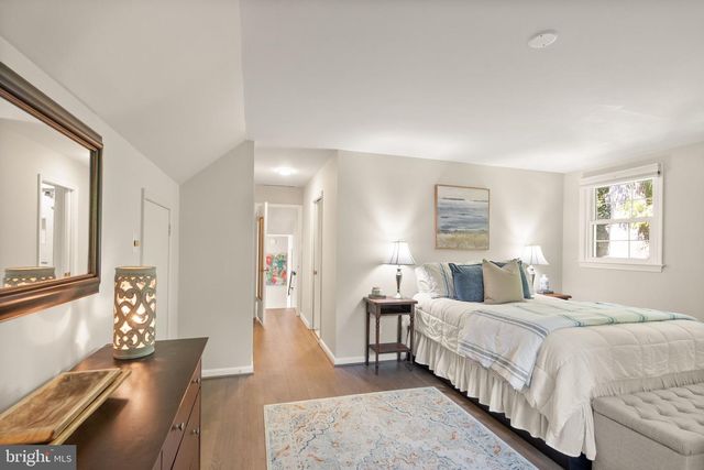 8514 STABLE DR, Alexandria, VA 22308