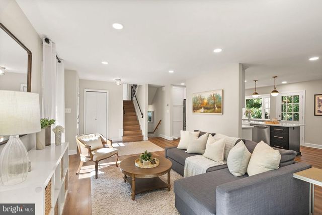 8514 STABLE DR, Alexandria, VA 22308