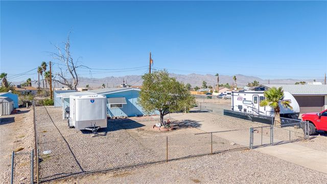 5653 SE Ruby Street, Fort Mohave, AZ 86426