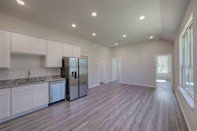 11632 Vistawoods Street, Willis, TX 77318