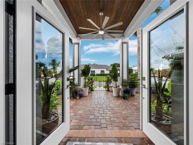 206 Four Knot LN, Osprey, FL 34229