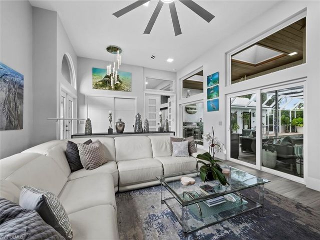 206 Four Knot LN, Osprey, FL 34229