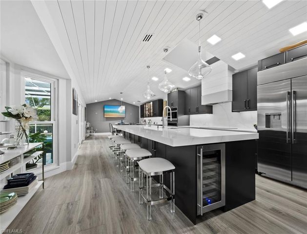 206 Four Knot LN, Osprey, FL 34229